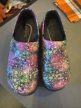 Klogs Purple Multicolor Floral-Print Slip Resistant Clogs